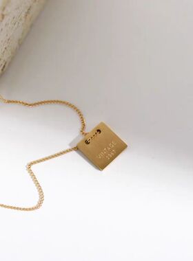 金色钛钢复古可水洗锁骨链女款