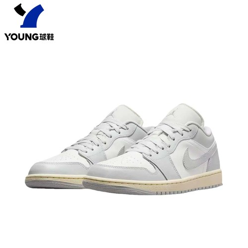 耐克女子低帮复古AJ1板鞋