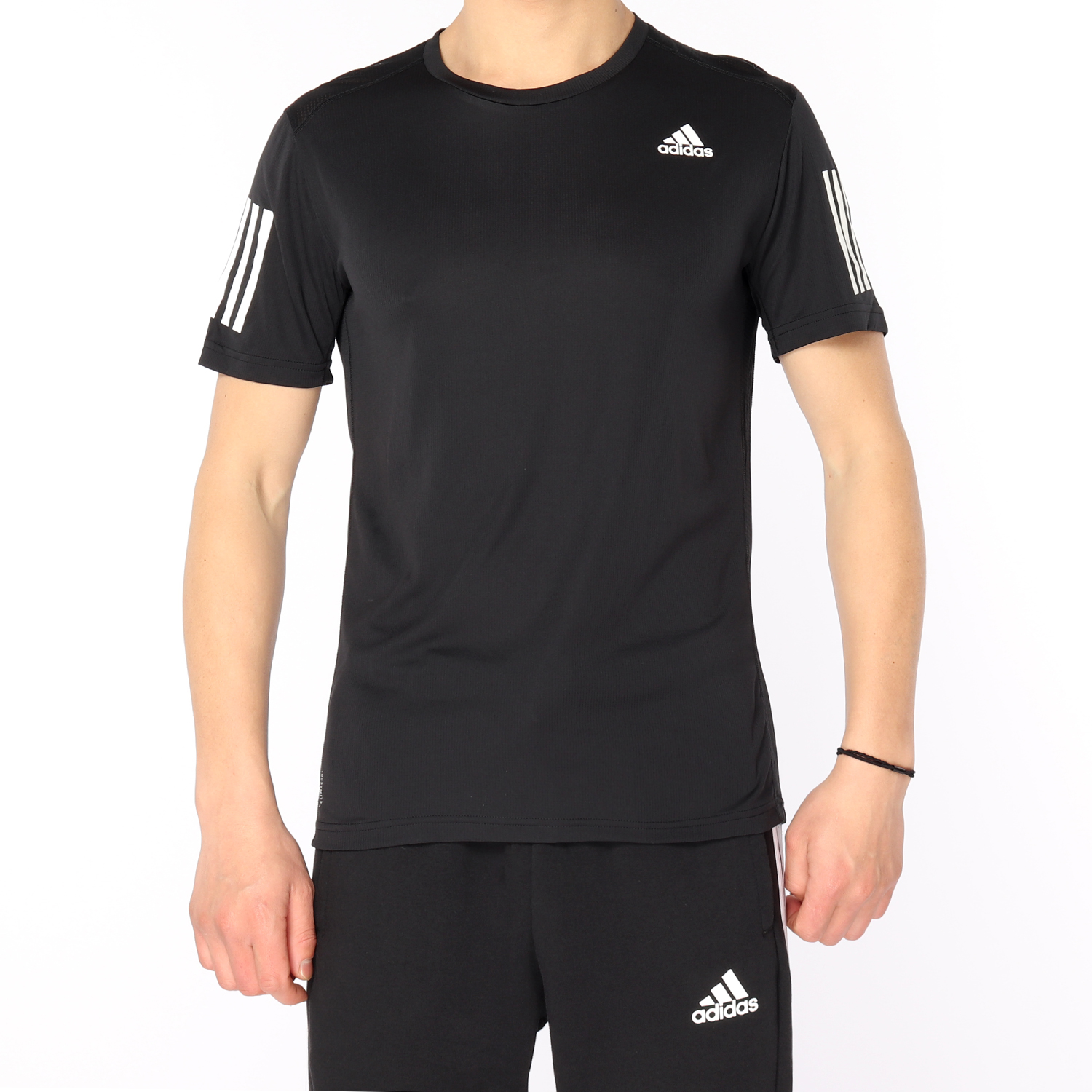 阿迪达斯新款男跑步短袖恤