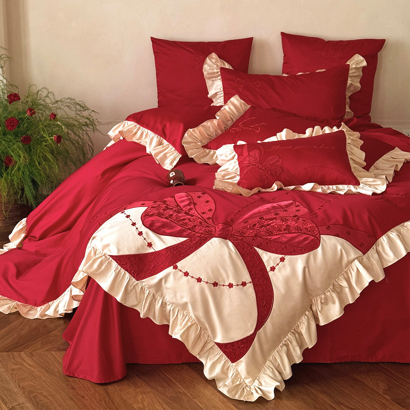 LANSWAY遇见爱蝴蝶结刺绣婚庆四件套全棉大花边红色结婚被套床单