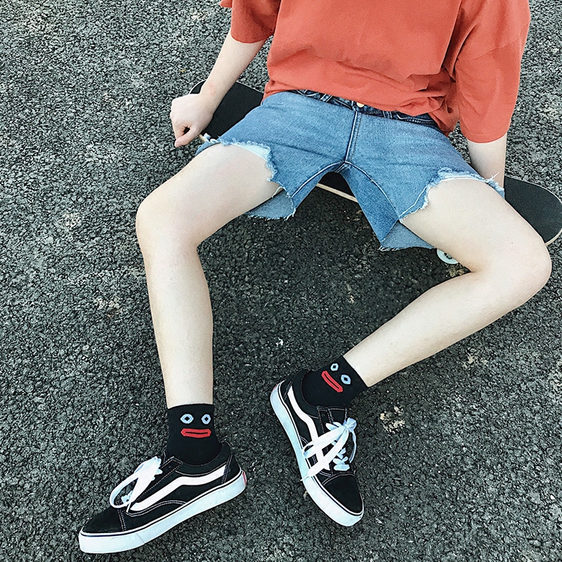 men and women black Cartoon Cotton sports socks Korean Edition lovely thick lips Short tube student Couple socksin the Lingerie/Men's underwear/Tracksuit , Sock/Bottoming socks/Stockings/Legs socks  category - from Buy2taobao.com to provide professional Taobao agent buy service