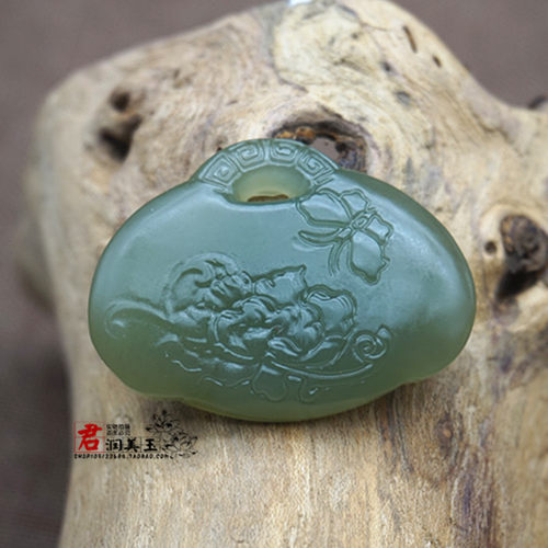 青白玉花开富贵吊坠挂件颈饰青海料蝶恋花玉佩玉坠毛衣坠项坠项链