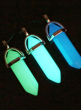 欧美外贸天然六角柱吊坠 夜光石荧光石六角棱吊坠子弹头水晶项链