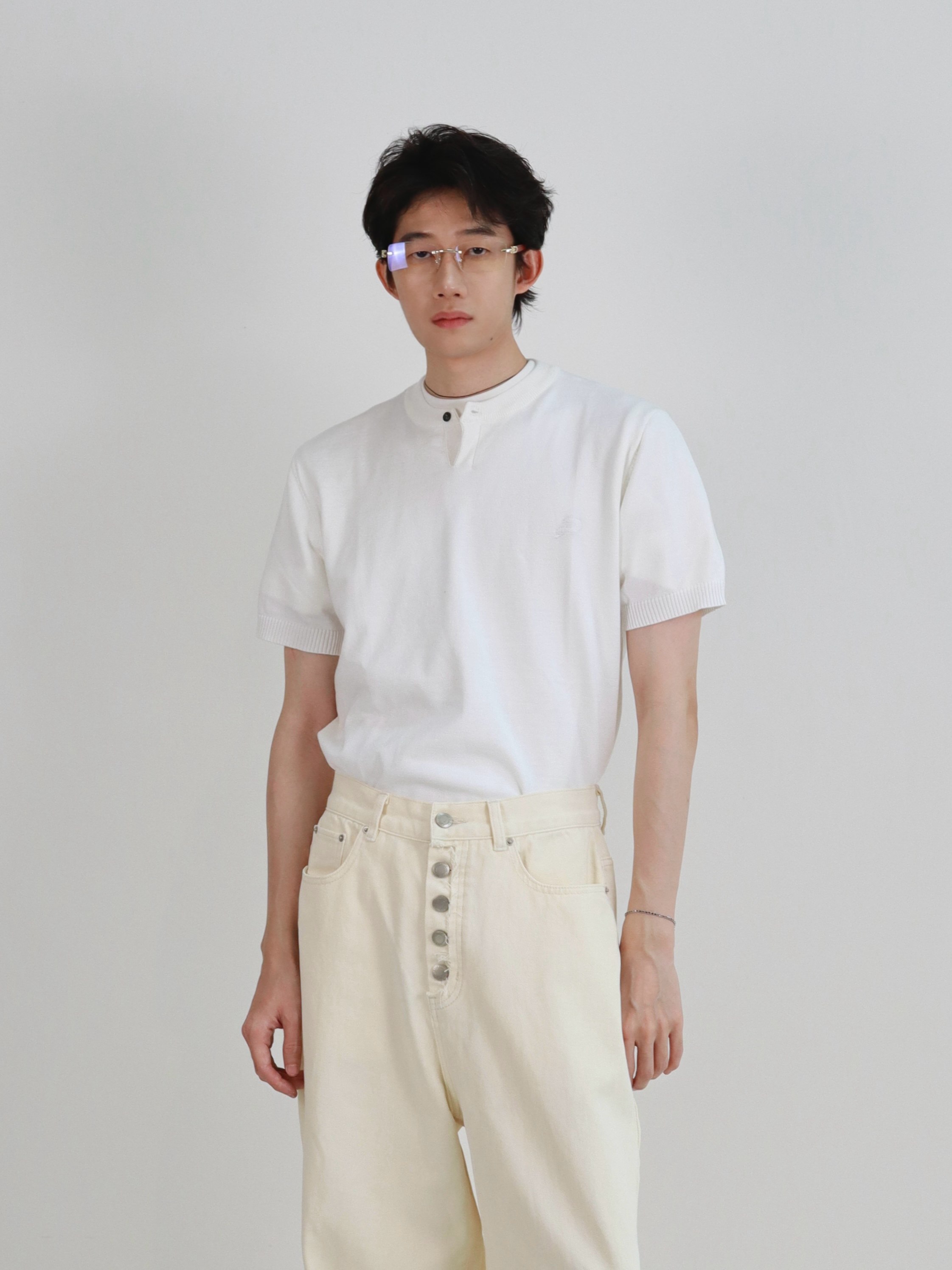 一衬YICHEN 加购享9折【叠穿单品】小V领针织短袖T恤内搭短款上衣,男装,T恤,淘宝优惠券,粉丝福利购,淘宝优惠卷