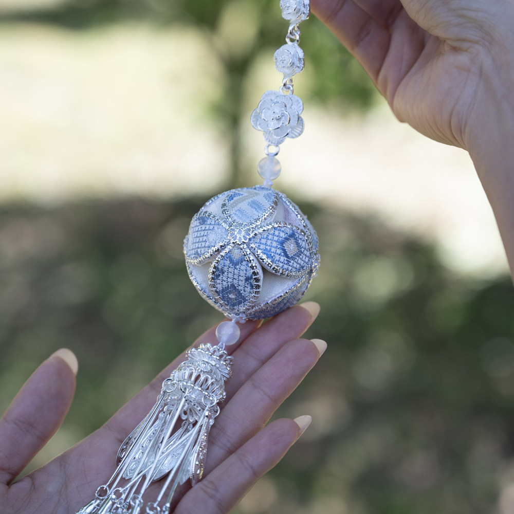 广西壮族靖西特产手工艺品非遗壮锦绣球冰箱贴风铃包挂饰品伴手礼,特色手工艺,壮绣,淘宝优惠券,粉丝福利购,淘宝优惠卷