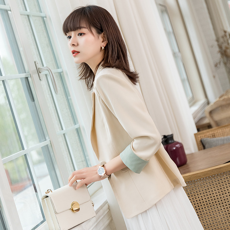春夏小西装外套女初夏短款小个子简约新款2026休闲修身上衣薄显瘦