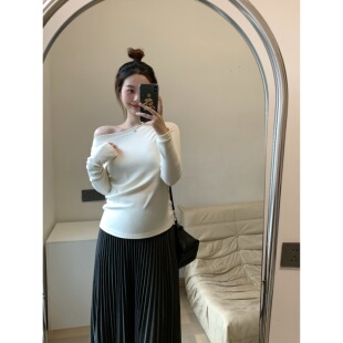 修身 保暖内搭上衣 女秋冬新款 FENG甜甜_磨毛斜肩一字肩两穿打底衫