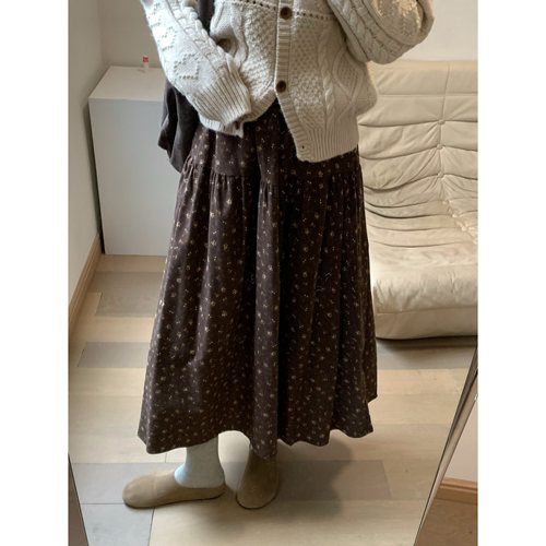 FENG甜甜_复古松紧腰碎花半身裙女宽松和秋冬新款文艺少女a字伞裙