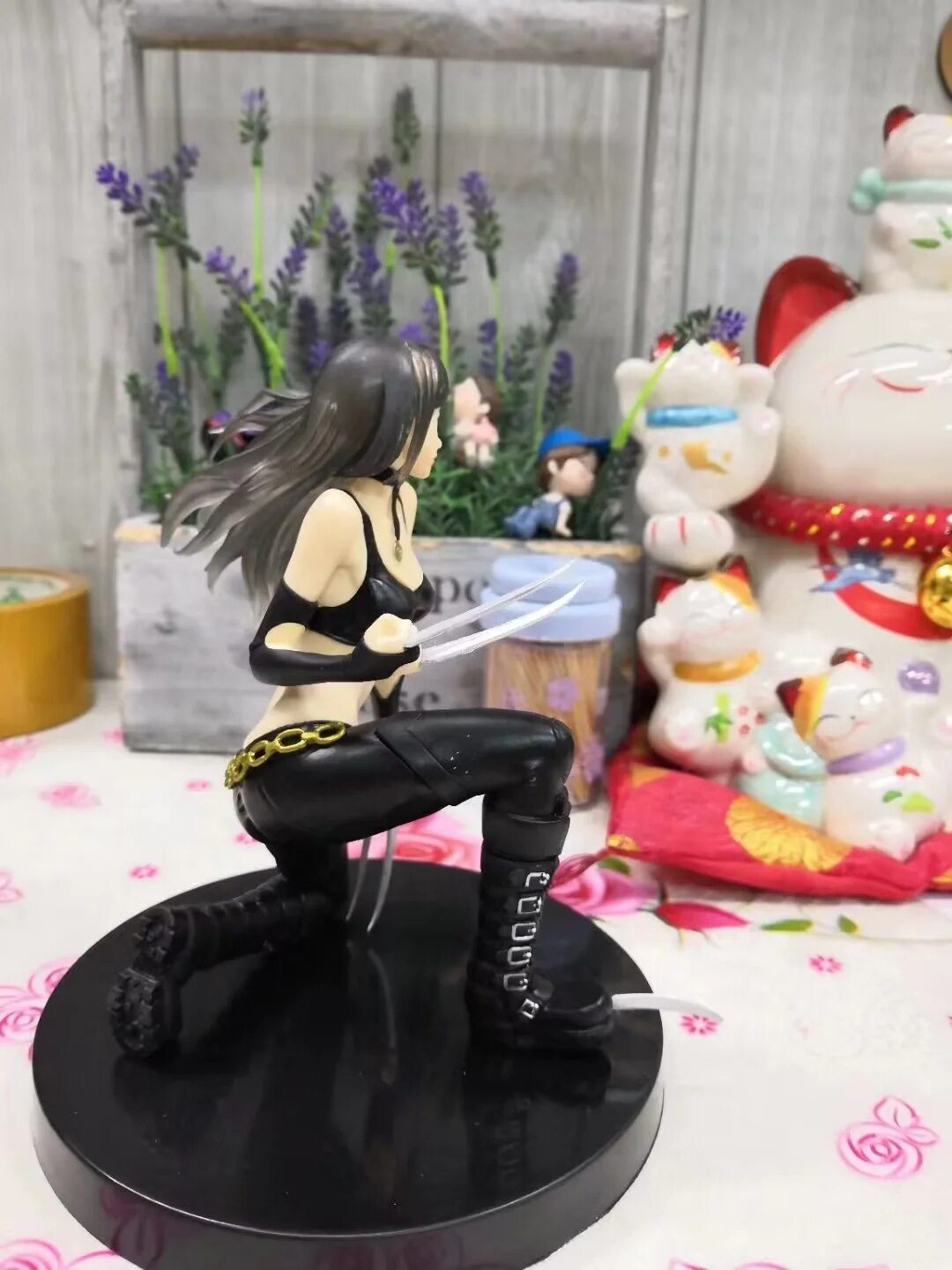 复仇者联盟 美少女 金刚狼 女版 跪姿 模型 公仔 摆件 盒装手办