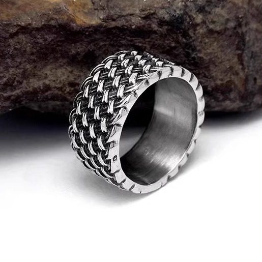 日韩男士潮人个性钛钢戒指复古霸气单身食指十字高级感朋克指环