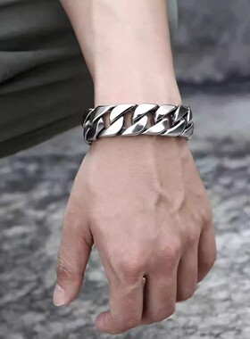 欧美宽度20mm时尚简约个性男士钛钢手链不掉色磨砂光面潮人饰品