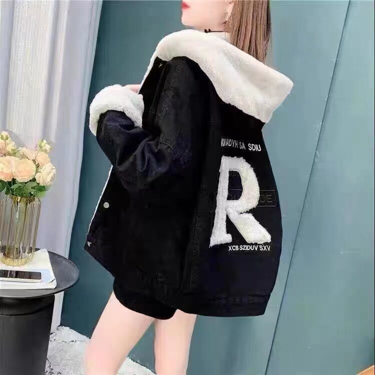 欧洲站加绒加厚牛仔外套女短款2025年新款冬季宽松慵懒风百搭上衣