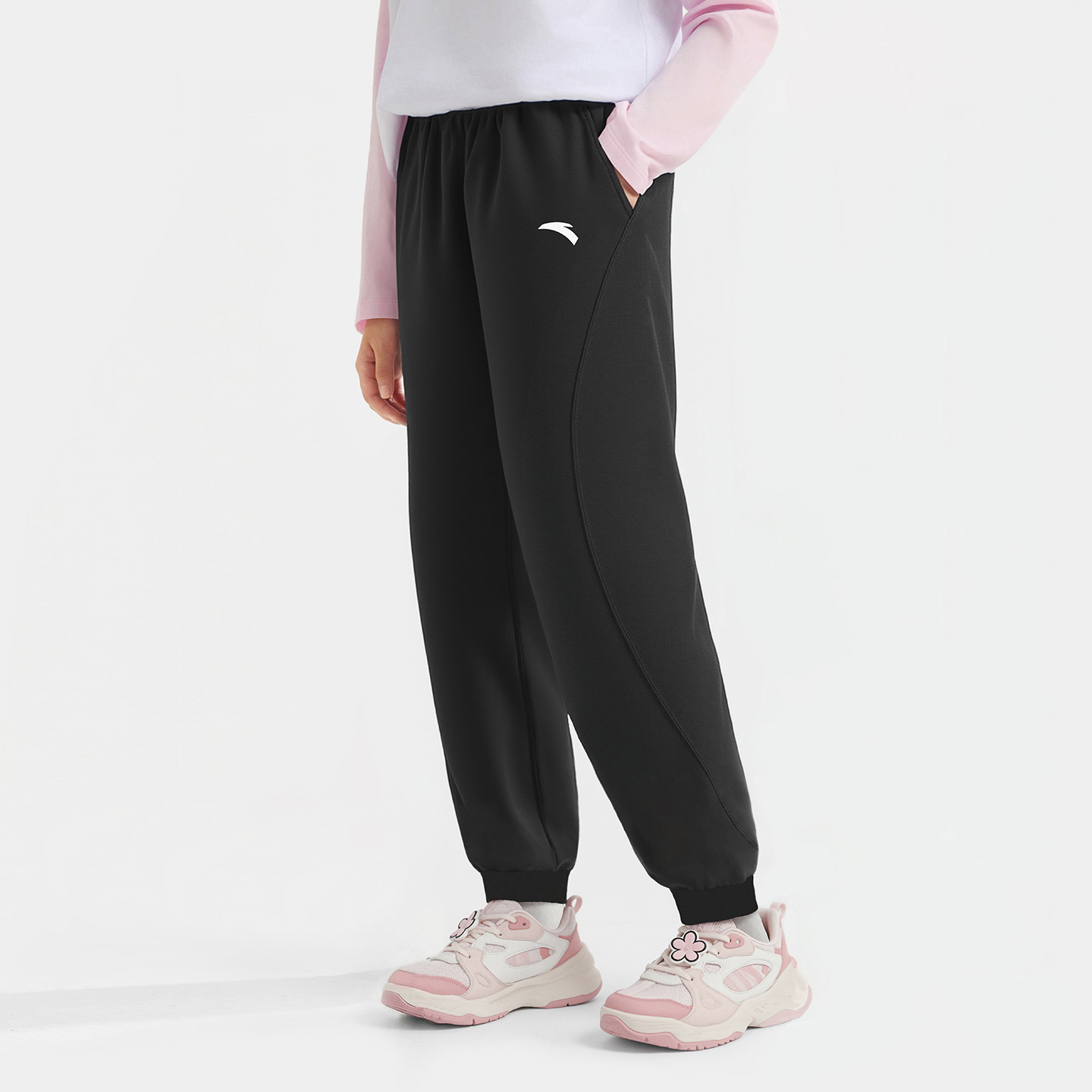 安踏儿童装女大童裤子针织运动长裤2026春季新款宽松春装休闲卫裤