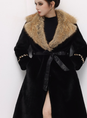 NIMOSHI【高定】冬季新款轻熟风V领条纹拼接加厚保暖毛外套D0091