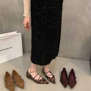 子设计感软底不累脚小众通勤鞋 春秋女鞋 平底绒面尖头浅口单鞋 法式