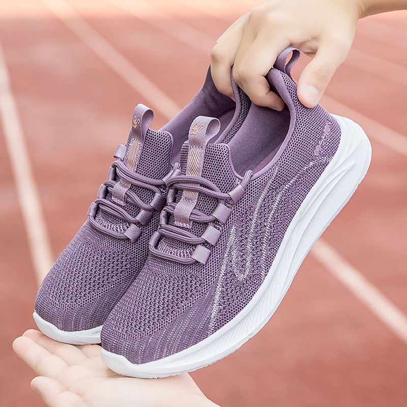 轻便透气防滑舒适妈妈健步鞋