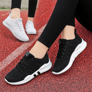 百搭黑色旅游休闲网面透气轻便跑步鞋 春秋季 女韩版 运动鞋 子 新款