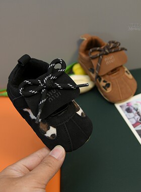 春秋款女宝宝运动鞋婴儿软底学步鞋0-6-12个月小童休闲鞋男童板鞋