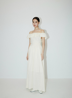 时尚设计感荷叶边一字肩收腰度假风礼服裙米杏色连衣裙309308