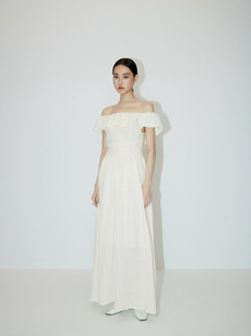 时尚设计感荷叶边一字肩收腰度假风礼服裙米杏色连衣裙309308