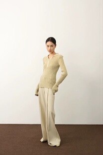 浅绿色半拉链针织衫修身长袖上衣女