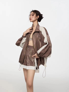 套装 拼色休闲宽松防晒外套运动短裤 女 米白色 咖色