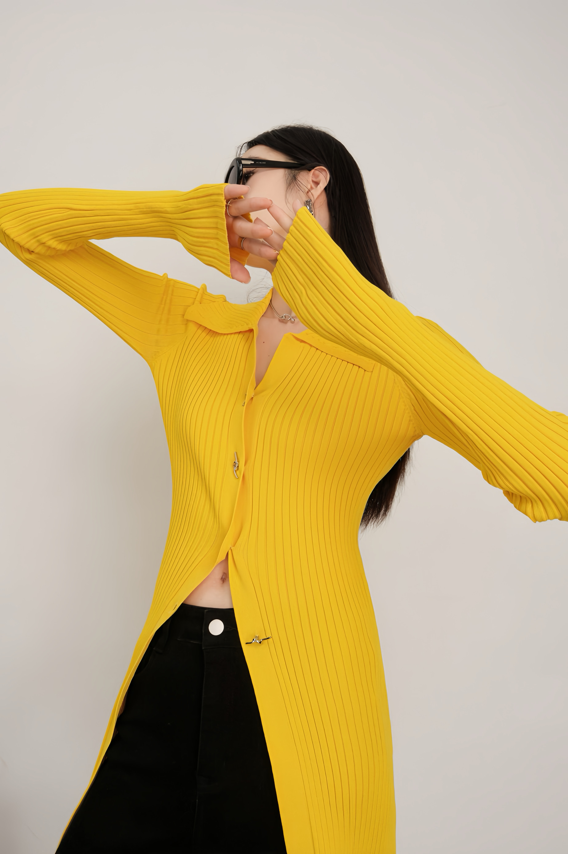 时尚黄色polo领坑条针织开衫女修身显瘦中长款长袖上衣