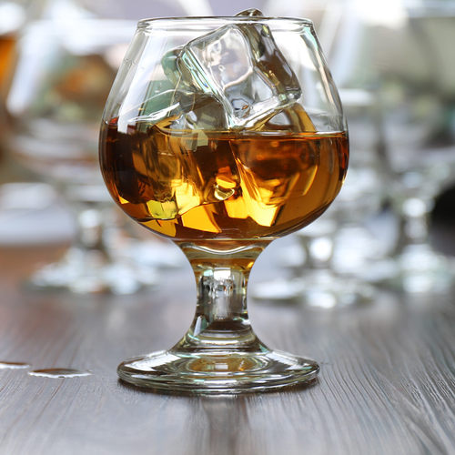 利比欧式玻璃白兰地啤酒杯高脚杯