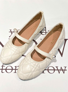 玛丽珍单鞋女2025新款法式白色刺绣配裙子平底大码女鞋41到43瓢鞋