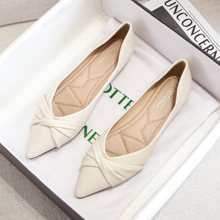 船鞋 平底配裙子单鞋 41到43 软底大码 四季 女春秋2026年新款 尖头瓢鞋