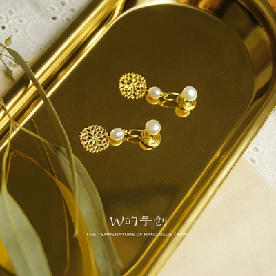 复古优雅窗花 古典美人 天然珍珠包金注金蚊香盘无痛耳夹