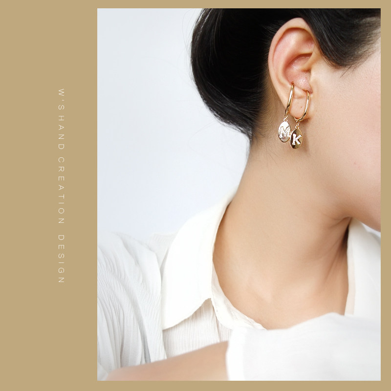 你的名字/精致26个字母超闪锆石耳环耳饰ins冷淡风轻奢无耳洞耳挂,饰品/流行首饰/时尚饰品新,耳夹,淘宝优惠券,粉丝福利购,淘宝优惠卷