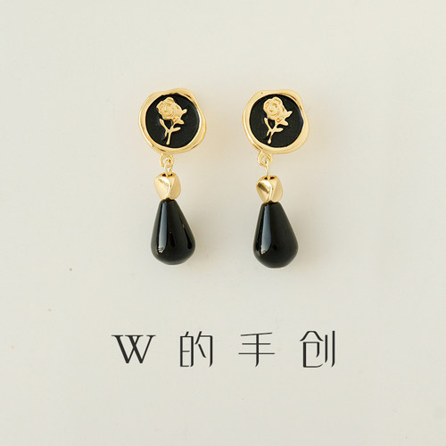 金色玫瑰黑玛瑙水滴耳夹