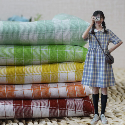 英伦风涤棉格子服装布料