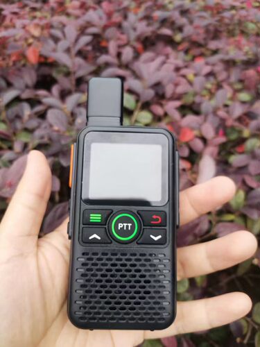 彬其BQ-V5全国远距离5000公里对讲机迷你户外手持机插卡公网车队