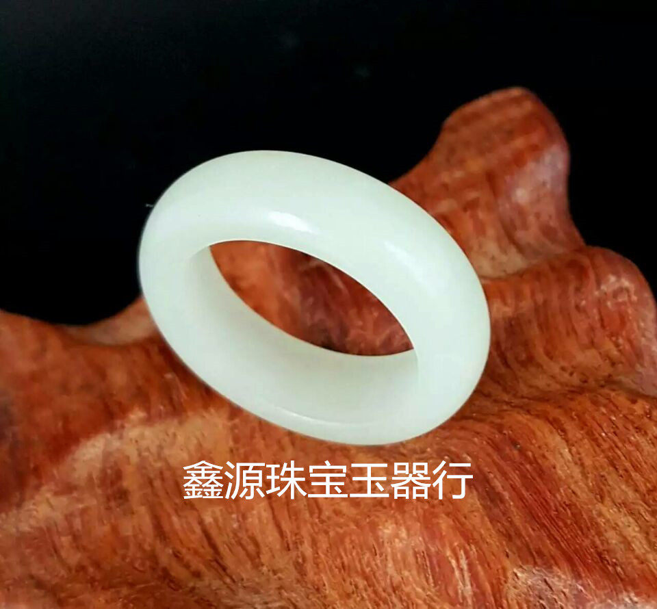 天然精品戒指苏州证书新疆和田玉