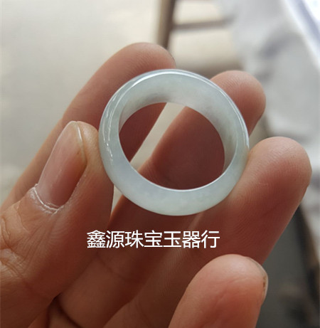 冰种女款缅甸翡翠a货带证书玉戒