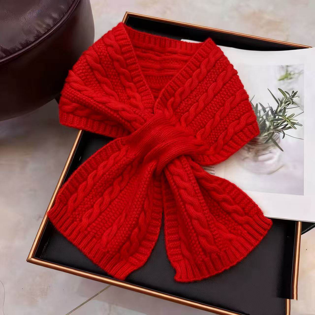 懒人交叉围巾新年红色复古百搭氛围感针织小围脖秋冬保暖毛线围巾,服饰配件/皮带/帽子/围巾,假领,淘宝优惠券,粉丝福利购,淘宝优惠卷