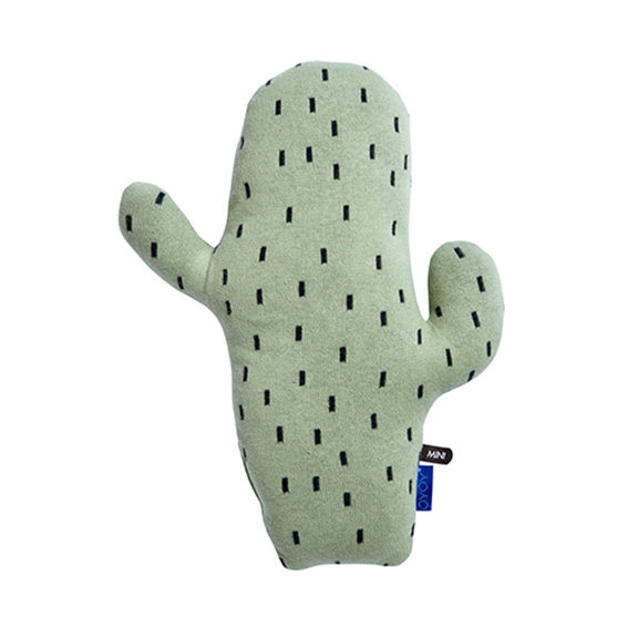丹麦进口OYOY Cactus Cushion 北欧式装饰可爱创意仙人掌抱枕靠垫在类目 居家布艺, 靠垫/抱枕中 - 来自Buy2taobao.com提供专业的淘宝代购服务