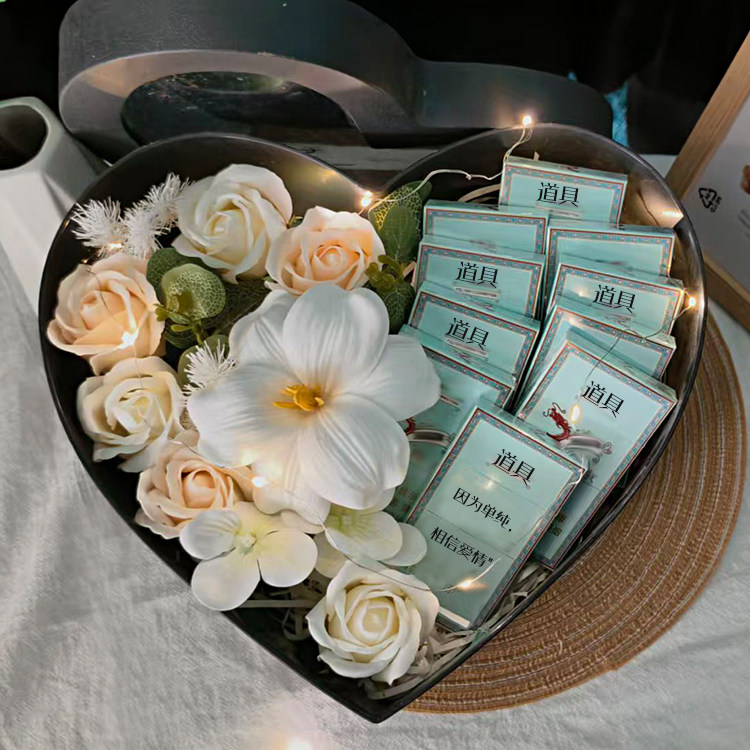 蓝玫瑰永生花礼盒心形花盒装烟生日礼物送男朋友老公闺蜜创意礼品
