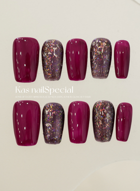 「红影密语」纯手工红色闪片猫眼裸感气质型2025年新款美甲穿戴甲