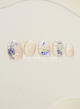 kas美甲纯手工手绘蓝色花朵日式精致风短甲2025年新款穿戴甲高级