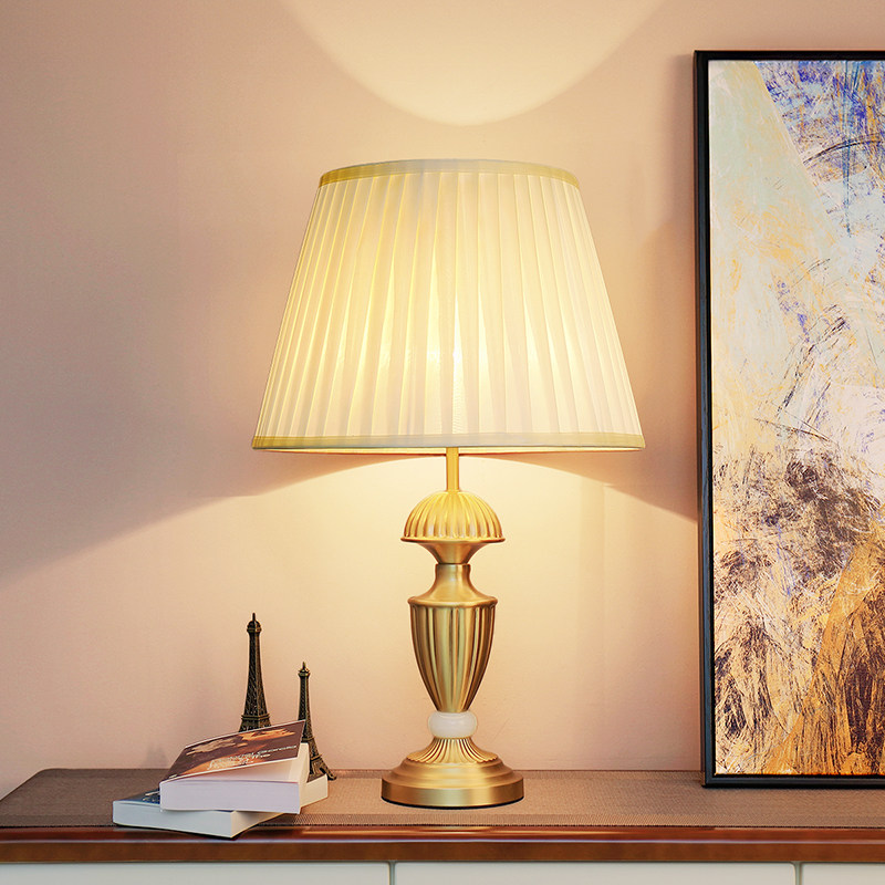 美式卧室床头台灯全铜欧式复古高级感客厅轻奢高档法式主卧书房灯