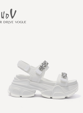 UDV2024春夏弹力布钻花休闲凉鞋圆头运动风厚底女鞋时尚学生鞋