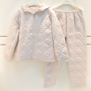 伊姿娇娜睡衣2026冬季女士浣溪沙三层薄夹棉保暖连帽轻奢风家居服