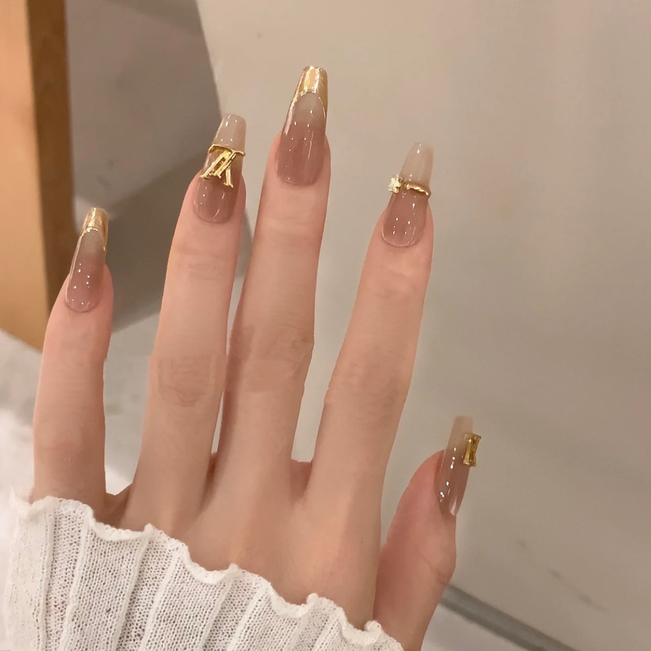 jiajia手工定制甲片穿戴假指甲小红书同款光的形状法式魔镜边美甲