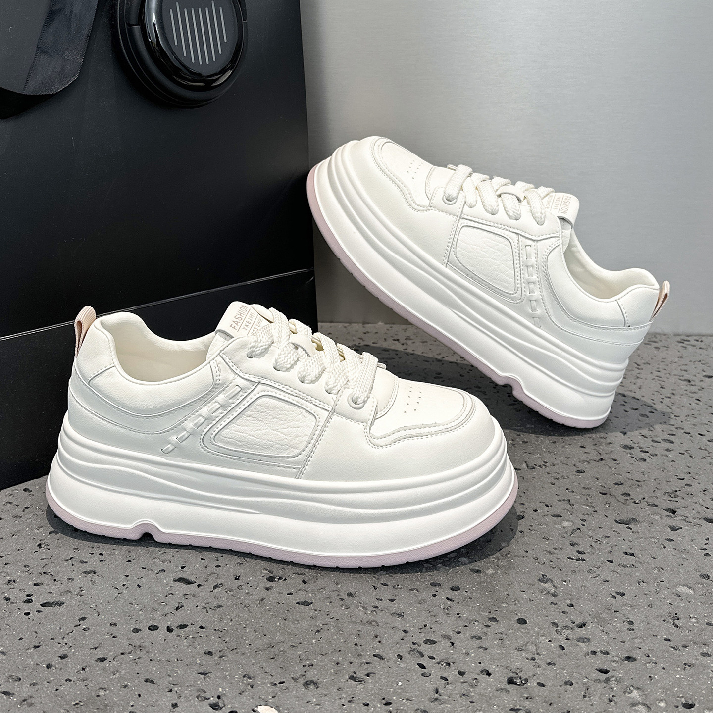 真皮软底小白鞋女2026春季新款百搭巨好看厚底轻便不累脚休闲板鞋,女鞋,休闲板鞋,淘宝优惠券,粉丝福利购,淘宝优惠卷