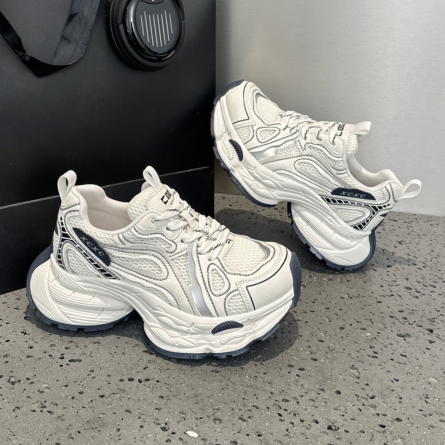 欧洲站系带老爹鞋女2026春季新款厚底巨好看显脚小运动休闲跑步鞋,女鞋,时尚休闲鞋,淘宝优惠券,粉丝福利购,淘宝优惠卷