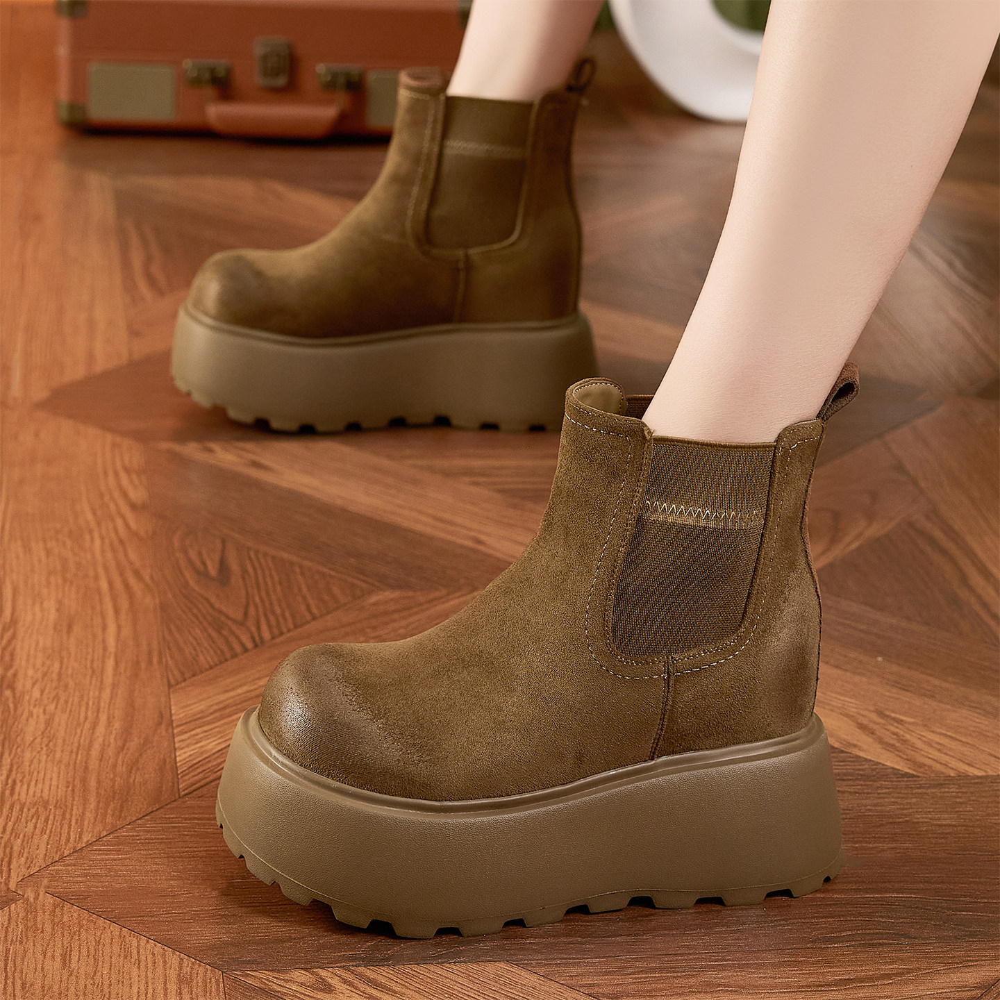 内增高切尔西短靴女2025新款冬季加绒雪地棉厚底小个子烟筒马丁靴,女鞋,切尔西靴,淘宝优惠券,粉丝福利购,淘宝优惠卷