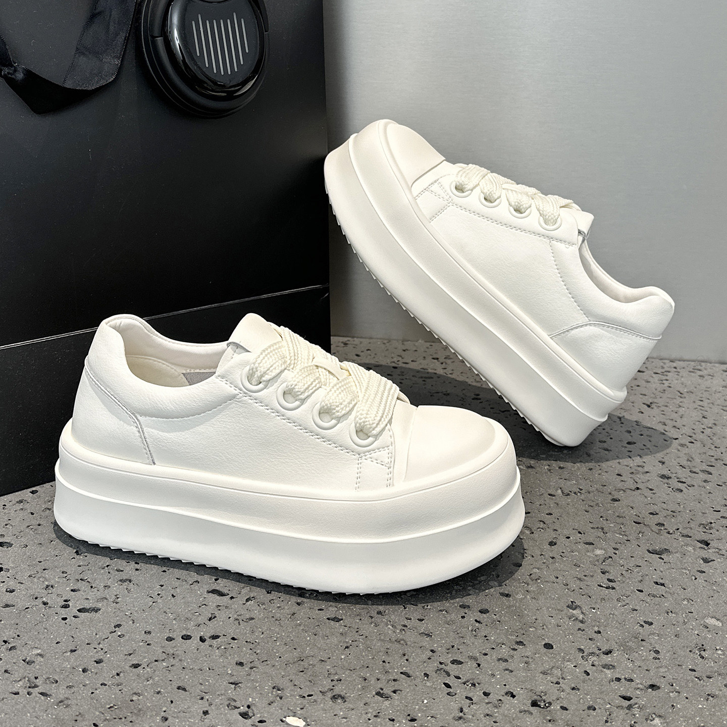 巨好看大头小白鞋女2026新款春秋季单鞋厚底松糕增高软底休闲板鞋,女鞋,休闲板鞋,淘宝优惠券,粉丝福利购,淘宝优惠卷